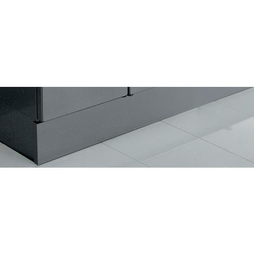 Zócalo frontal 1600 mm